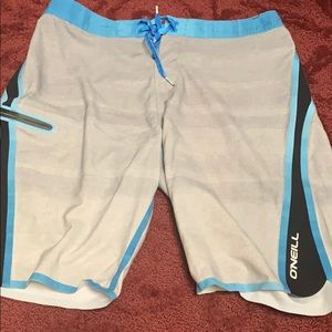 Men’s swim trunk